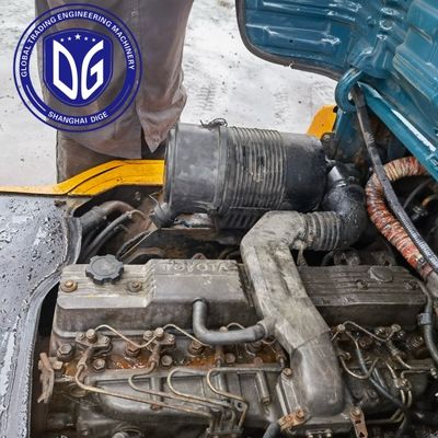 5 tấn sử dụng xe nâng Toyota nguyên bản từ Nhật Bản Toyota xe nâng cũ