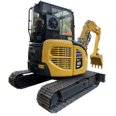 Máy xúc thủy lực Komatsu PC40 4 tấn với dung tích gầu 0,14m³ và bán kính đào tối đa 5510mm