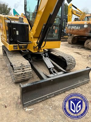 Máy đào mini 6tons mới nhất với chất lượng tốt, bán.