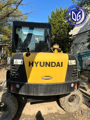 Hyundai sử dụng máy đào bánh xe 60w-7 6Ton thủy lực máy đào nhỏ 10 đơn vị có sẵn bây giờ