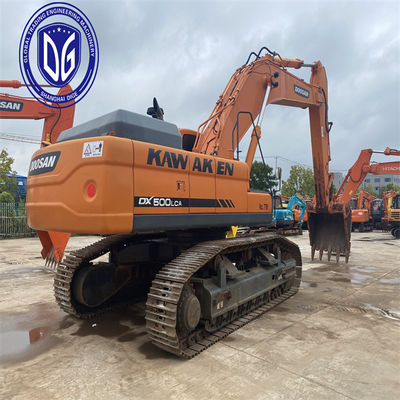 Máy đào 50 tấn Doosan DX500 được sử dụng với kiểm soát chính xác về khai quật
