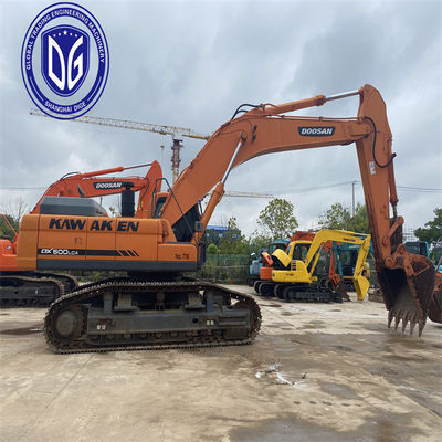 Máy đào 50 tấn Doosan DX500 được sử dụng với kiểm soát chính xác về khai quật