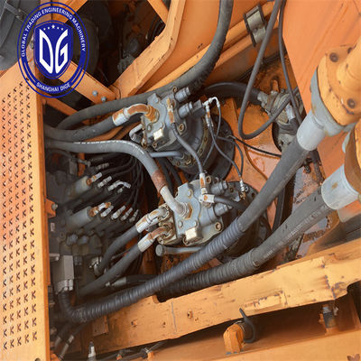 Máy đào 50 tấn Doosan DX500 được sử dụng với kiểm soát chính xác về khai quật