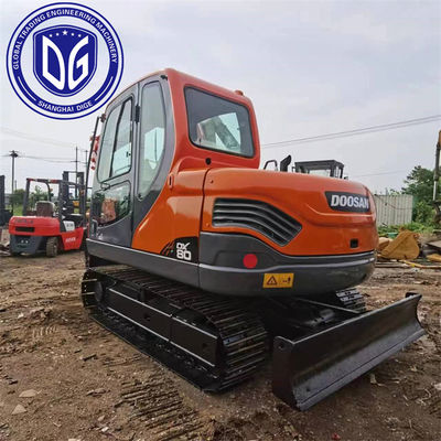 DX80 8 tấn sử dụng máy đào Doosan Máy đào thủy lực