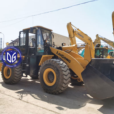 Máy tải Liugong ZL50N cũ, mẫu mới nhất, trong tình trạng tốt, sẵn sàng bán.