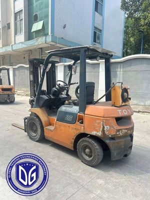2.5t 8FDA25 Toyota sử dụng xe nâng mạnh mẽ sử dụng xe nâng máy thủy lực