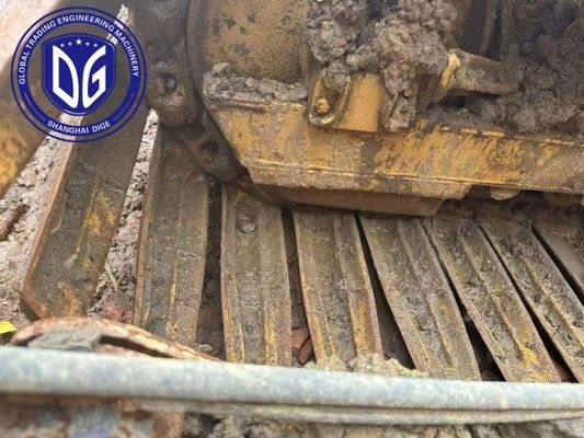 Caterpillar CAT D3C Bulldozer nguyên bản sử dụng với mức tiêu thụ nhiên liệu hiệu quả