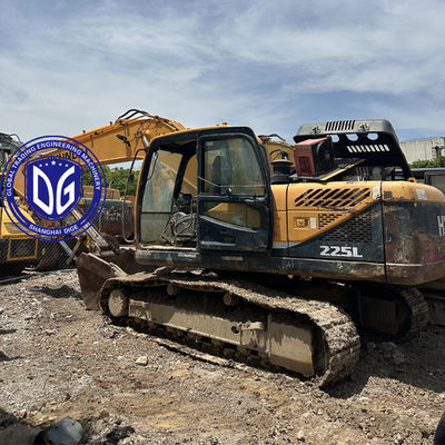 Hyundai 225 nguyên bản, máy đào thủy lực 22,5 tấn, trong tình trạng tốt, được bán ngay.