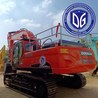 DX340LCA 34t Máy đào Doosan cũ gốc từ Hàn Quốc với cánh tay mạnh mẽ