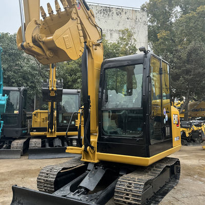 Đường di chuyển loại Caterpillar Excavator sử dụng với hình thức lái xe thủy lực