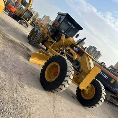 Hydraulic Driving Form Caterpillar Grader 140h 14677kg Trọng lượng máy cho và xếp hạng đường chính xác