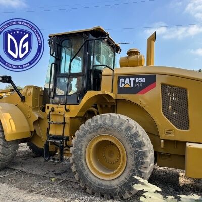 Xe xúc lật Caterpillar CAT950GC đã qua sử dụng 5 tấn chất lượng cao còn hàng
