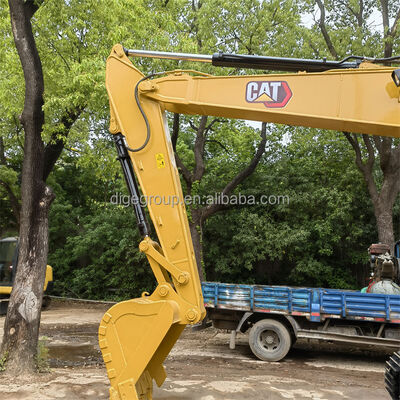 Máy xúc Caterpillar 312D 12 tấn đã qua sử dụng, có sẵn trong kho với giá tốt nhất. Máy xúc mạnh mẽ, bền bỉ, công suất lớn đang bán.